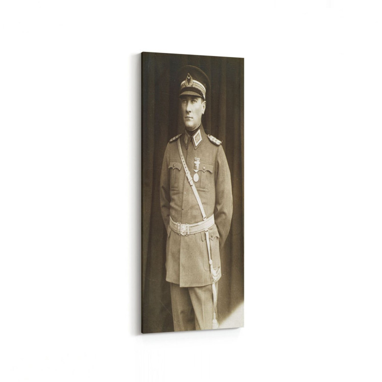 12408DI Mustafa Kemal Atatürk Dikey İnce Kanvas Tablo