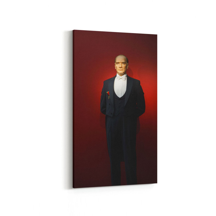 12419DD Mustafa Kemal Atatürk Dikey Dar Kanvas Tablo